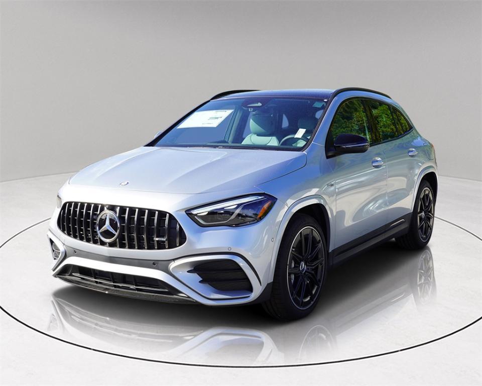 new 2025 Mercedes-Benz AMG GLA 35 car, priced at $65,015