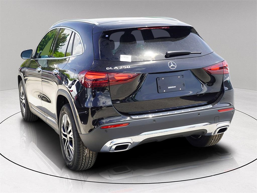 new 2025 Mercedes-Benz GLA 250 car, priced at $39,943