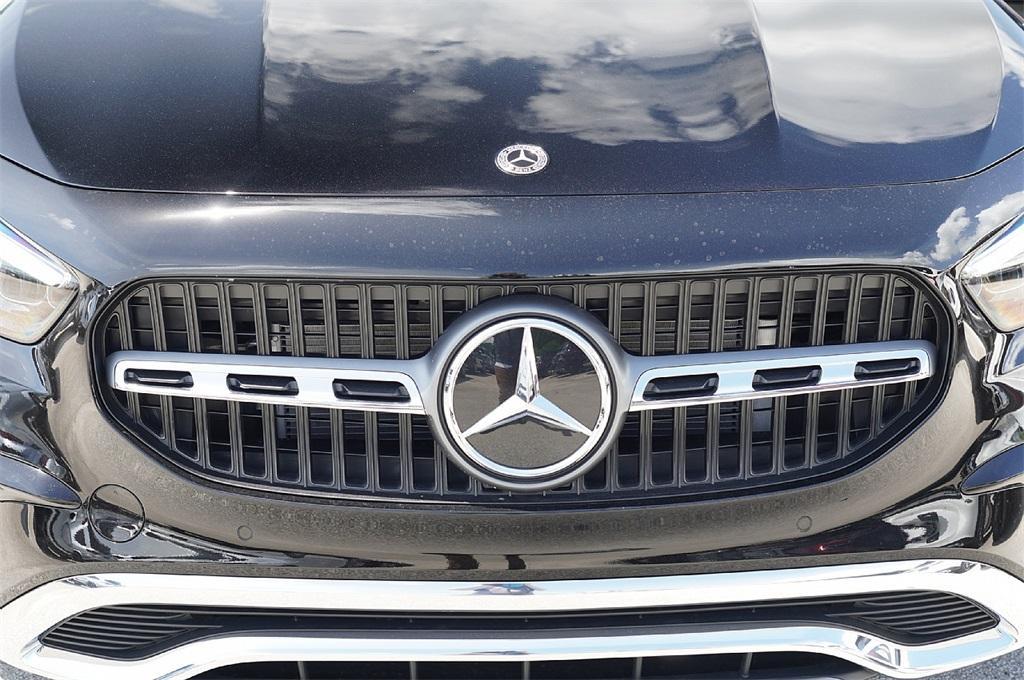 new 2025 Mercedes-Benz GLA 250 car, priced at $39,943