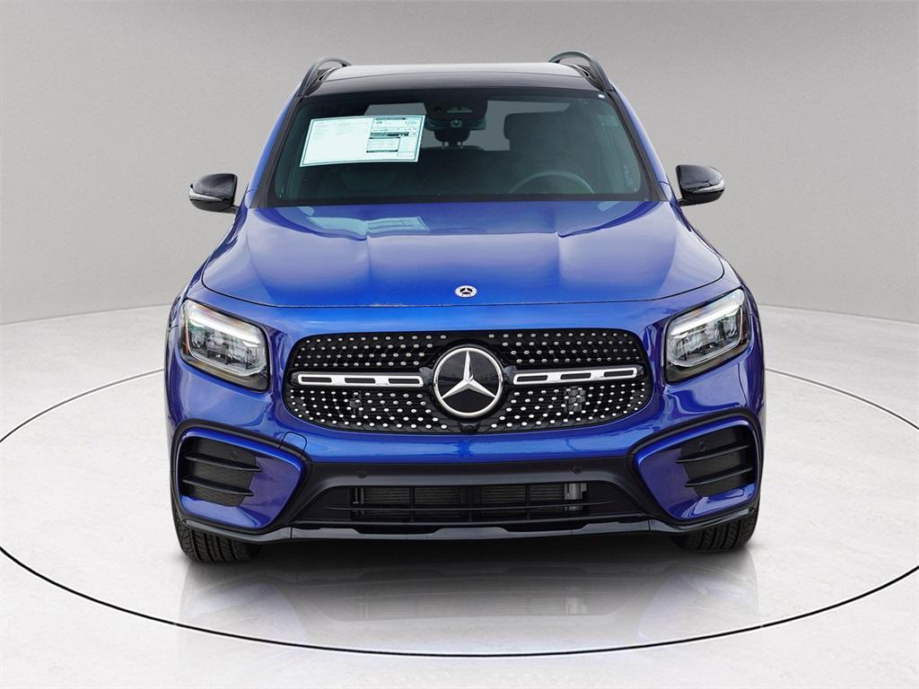 new 2025 Mercedes-Benz GLB 250 car, priced at $47,247