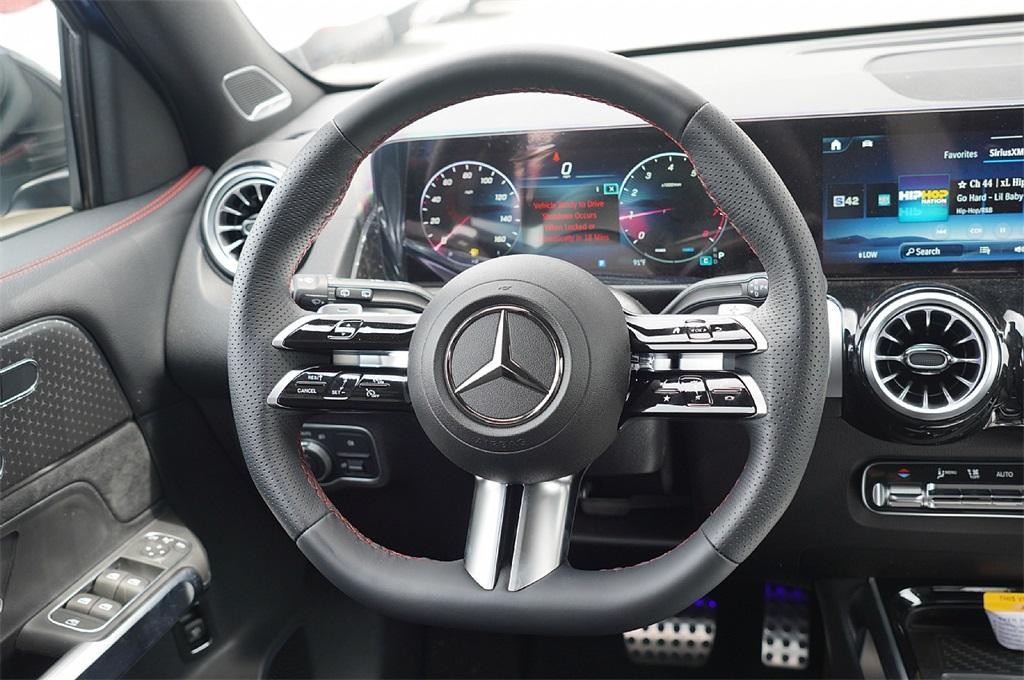 new 2025 Mercedes-Benz GLB 250 car, priced at $47,247