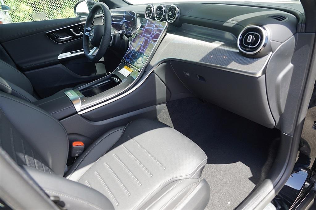 new 2025 Mercedes-Benz GLC 300 car, priced at $51,552