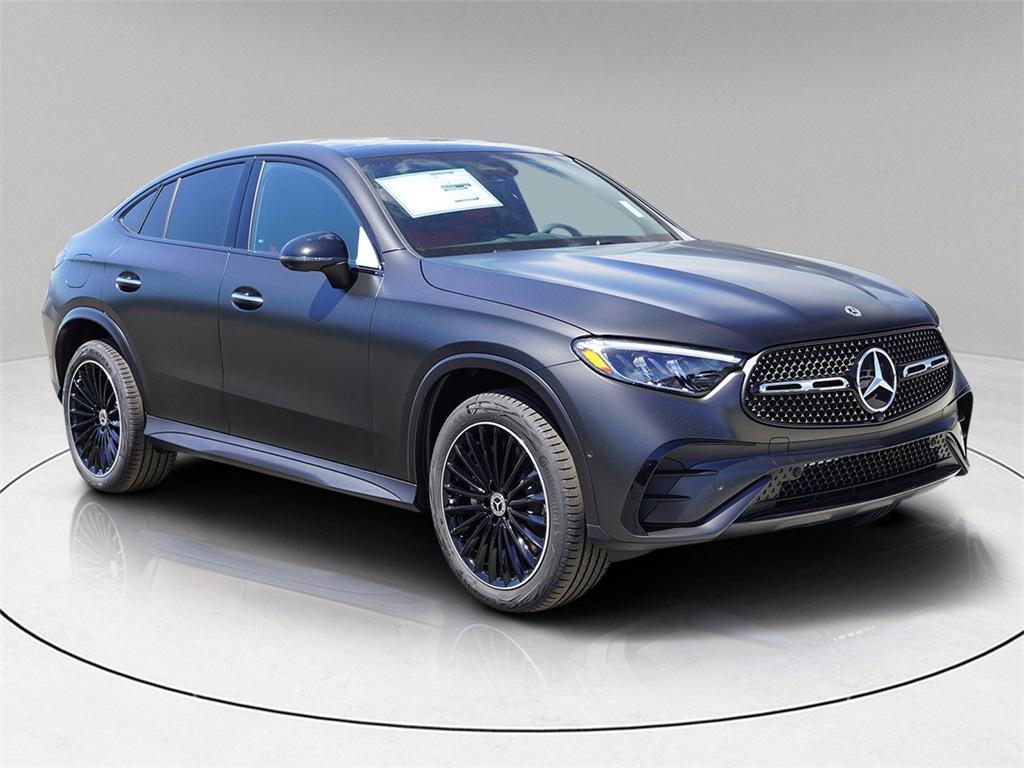 new 2025 Mercedes-Benz GLC 300 car, priced at $67,548