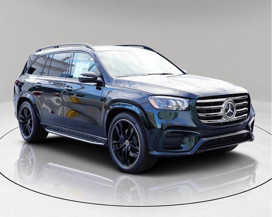 new 2025 Mercedes-Benz GLS 450 car, priced at $92,619