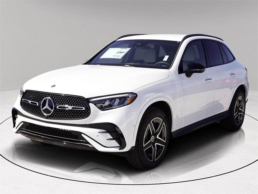 new 2025 Mercedes-Benz GLC 300 car, priced at $52,555