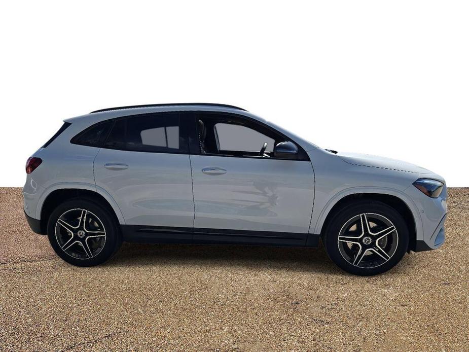 new 2024 Mercedes-Benz GLA 250 car, priced at $51,500