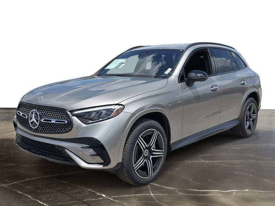 new 2024 Mercedes-Benz GLC 300 car, priced at $54,786