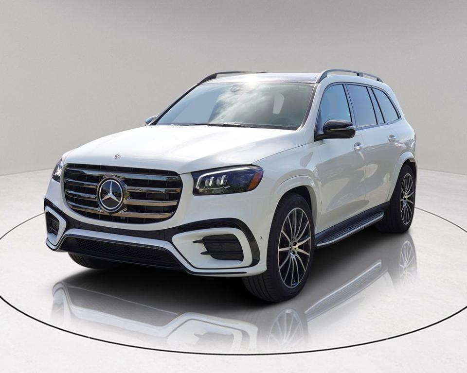 new 2025 Mercedes-Benz GLS 450 car, priced at $97,257