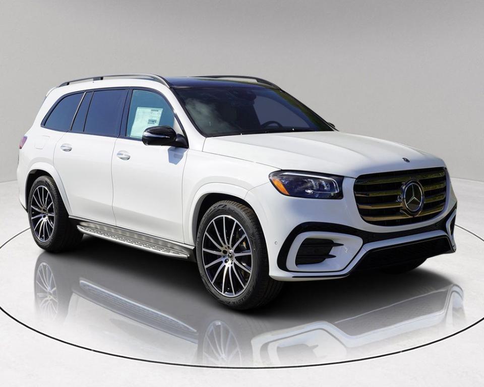 new 2025 Mercedes-Benz GLS 450 car, priced at $96,457