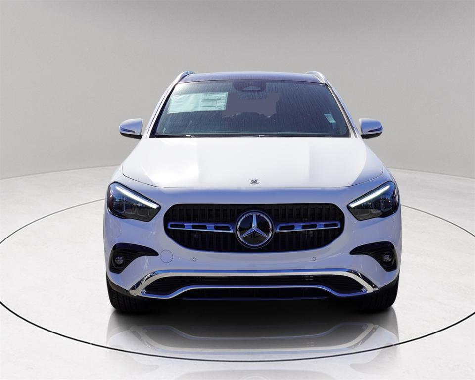 new 2025 Mercedes-Benz GLA 250 car, priced at $49,015