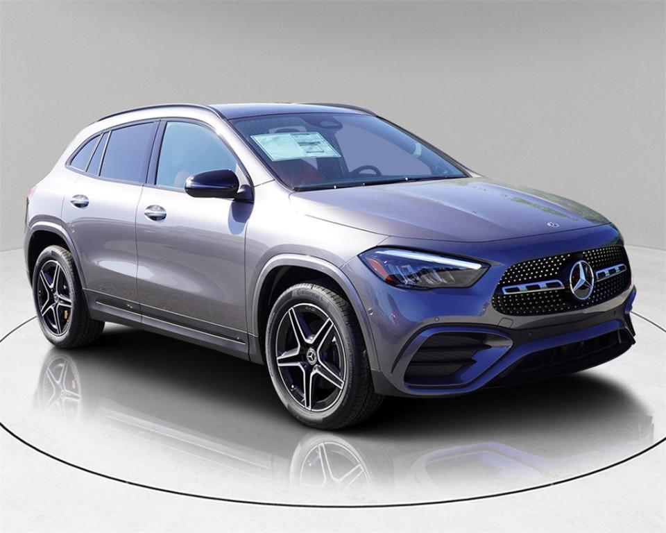 new 2025 Mercedes-Benz GLA 250 car, priced at $54,560