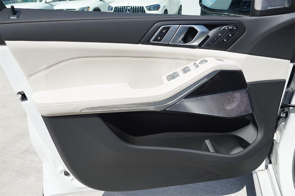 used 2025 BMW X7 car, priced at $100,995