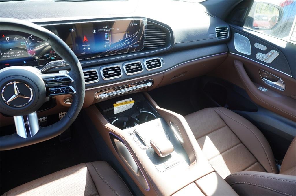 new 2025 Mercedes-Benz GLS 450 car, priced at $90,656