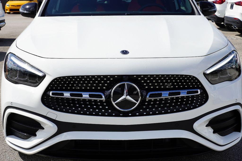 new 2025 Mercedes-Benz GLA 250 car, priced at $46,494