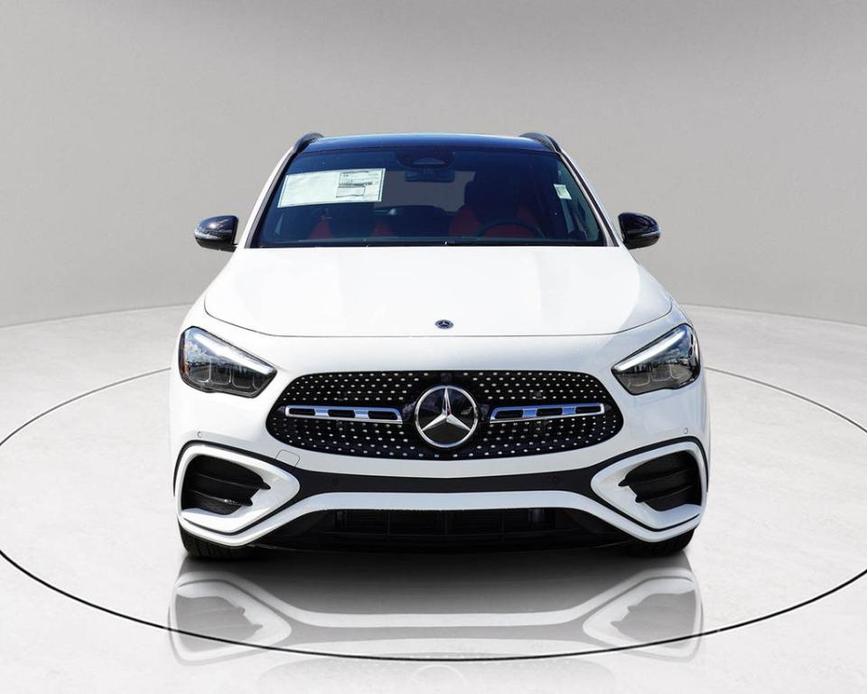 new 2025 Mercedes-Benz GLA 250 car, priced at $46,494