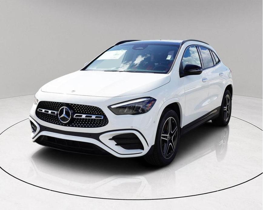 new 2025 Mercedes-Benz GLA 250 car, priced at $46,494