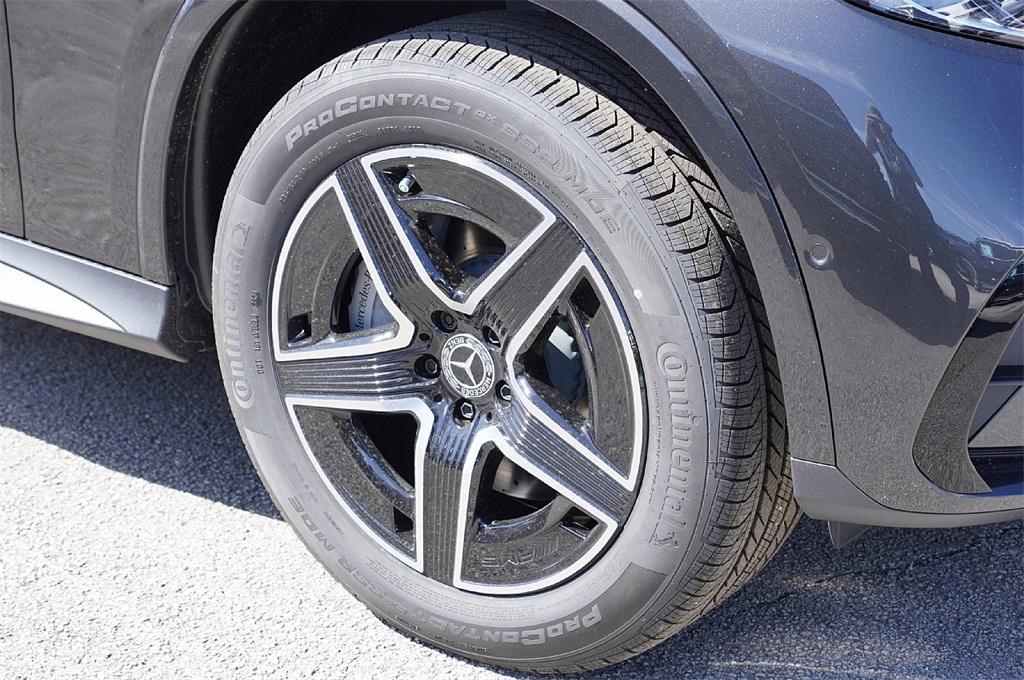 new 2025 Mercedes-Benz GLC 350e car, priced at $60,837