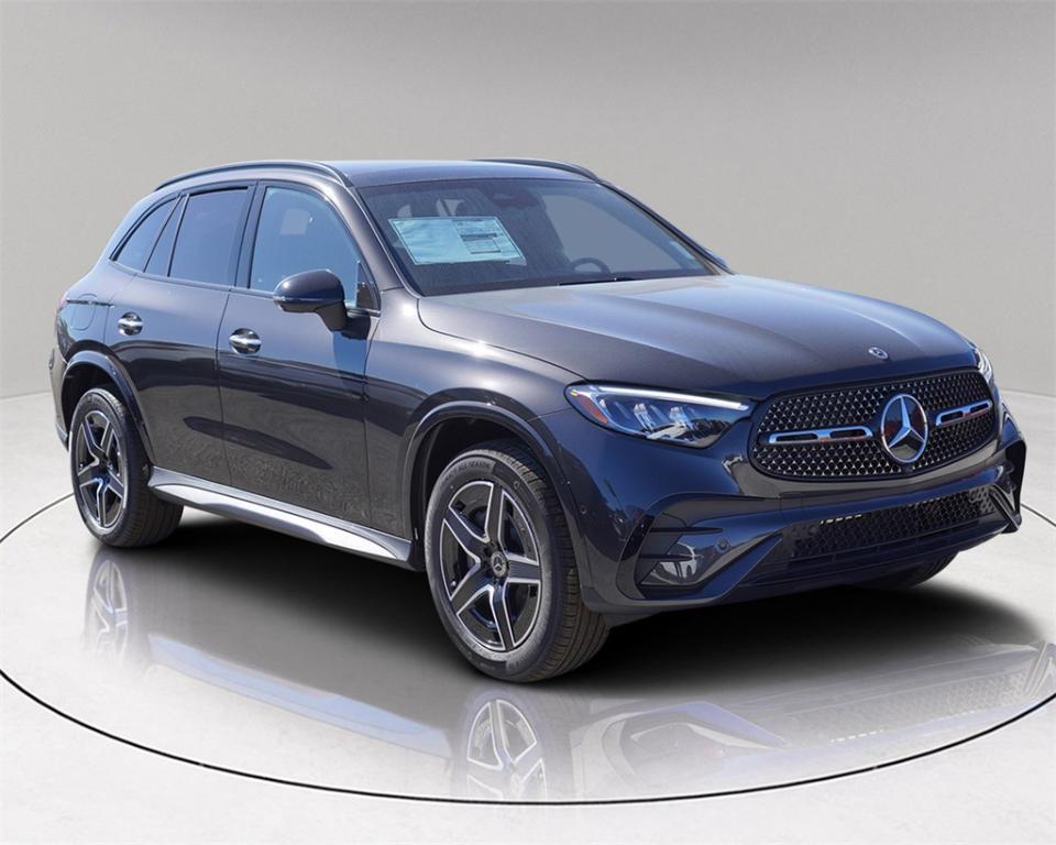 new 2025 Mercedes-Benz GLC 300 car, priced at $61,175