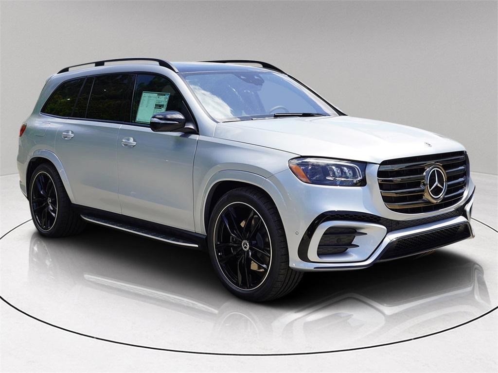 new 2025 Mercedes-Benz GLS 580 car, priced at $115,112