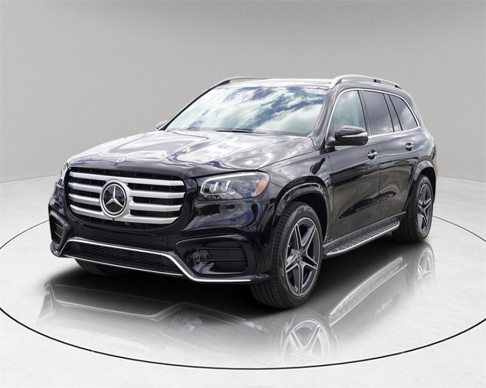 new 2025 Mercedes-Benz GLS 450 car, priced at $96,185