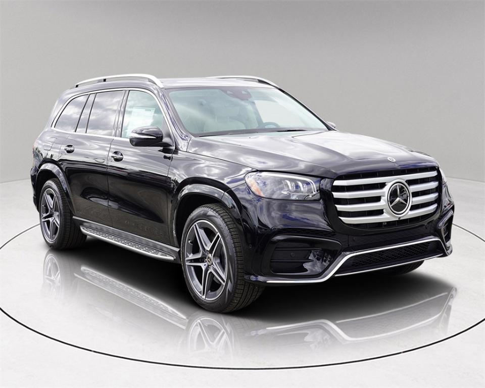 new 2025 Mercedes-Benz GLS 450 car, priced at $96,185