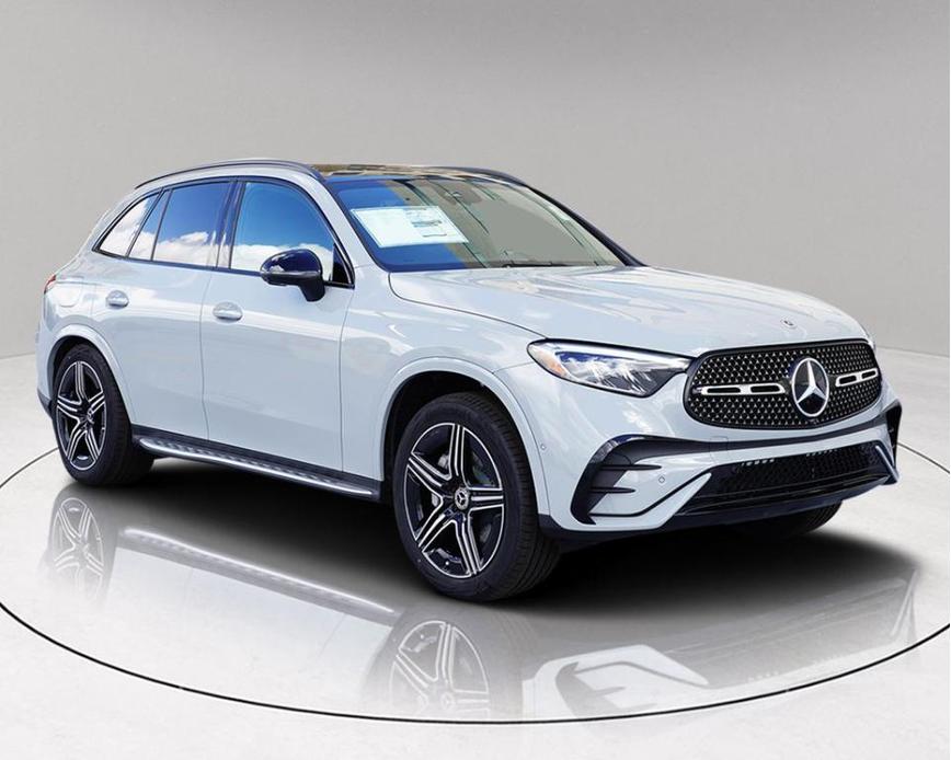 new 2025 Mercedes-Benz GLC 350e car, priced at $64,964