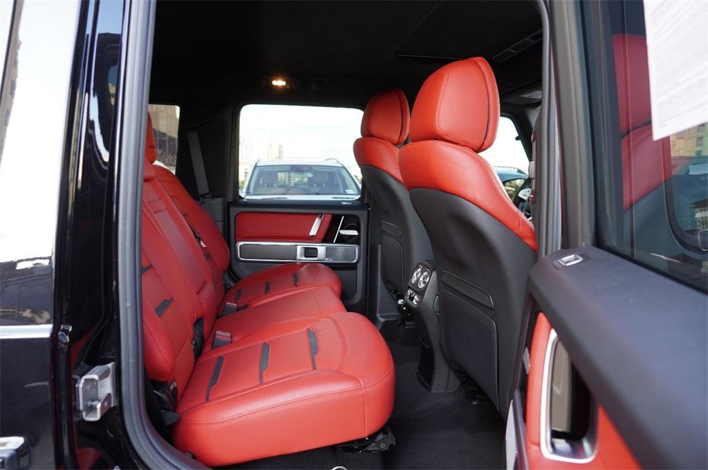 used 2022 Mercedes-Benz AMG G 63 car, priced at $195,730