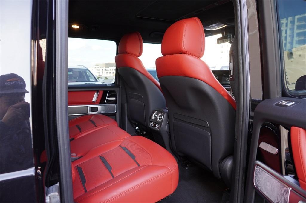 used 2022 Mercedes-Benz AMG G 63 car, priced at $195,730