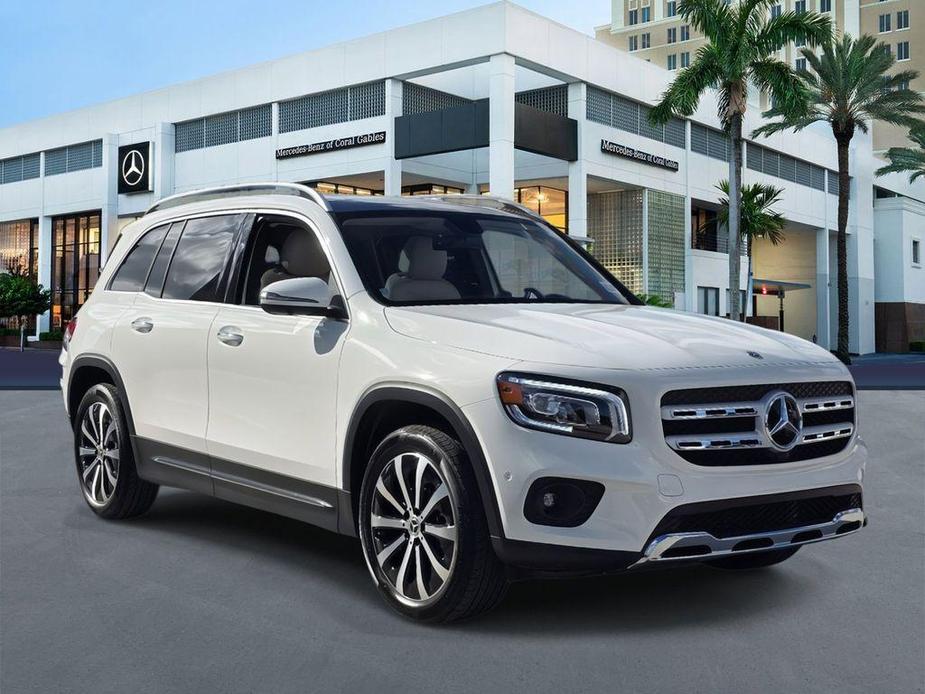 used 2023 Mercedes-Benz GLB 250 car, priced at $46,998