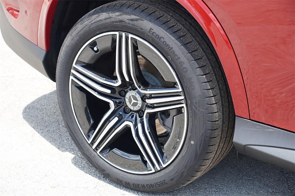 new 2025 Mercedes-Benz GLC 300 car, priced at $64,155