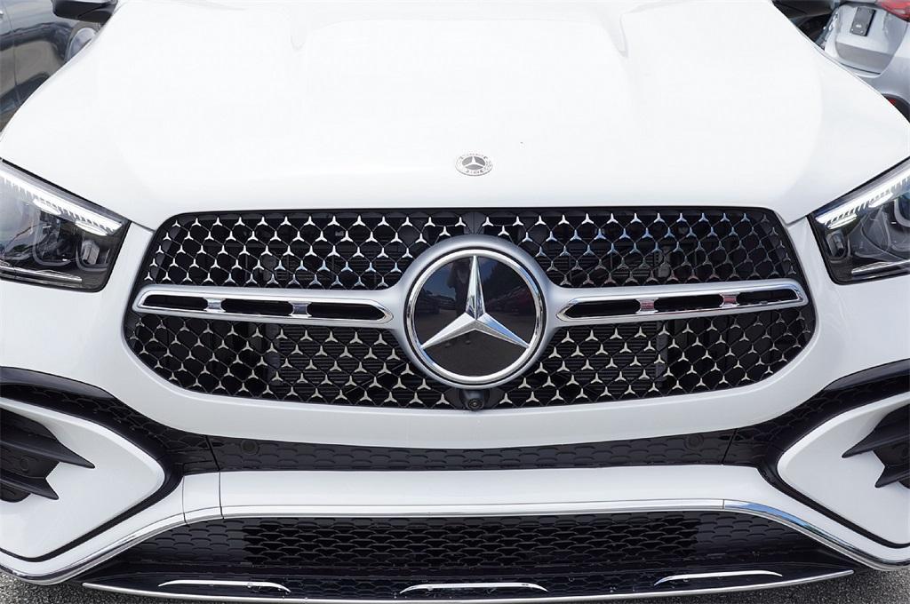 new 2026 Mercedes-Benz GLE 450 car, priced at $81,299