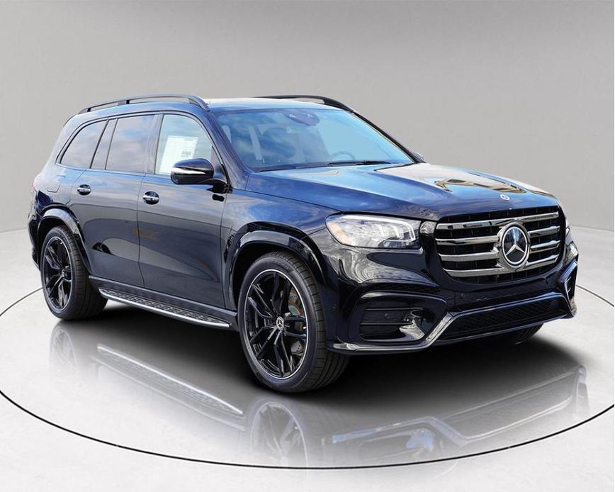 new 2025 Mercedes-Benz GLS 580 car, priced at $113,768