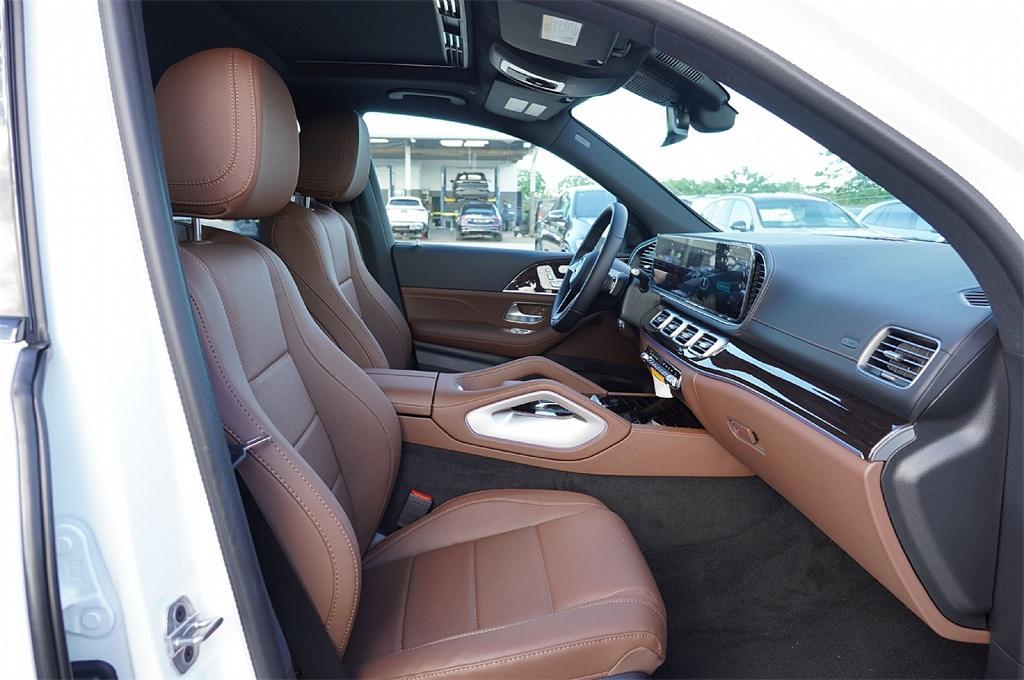 new 2026 Mercedes-Benz GLE 450 car, priced at $73,225