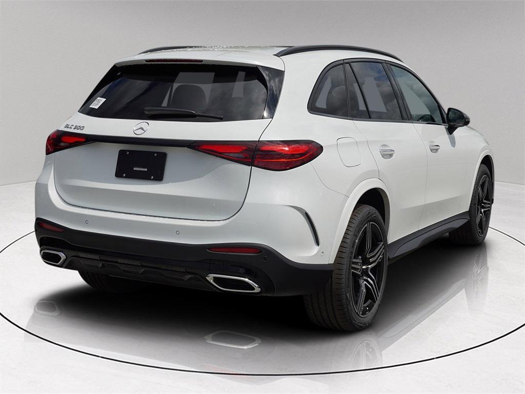 new 2025 Mercedes-Benz GLC 300 car, priced at $55,618