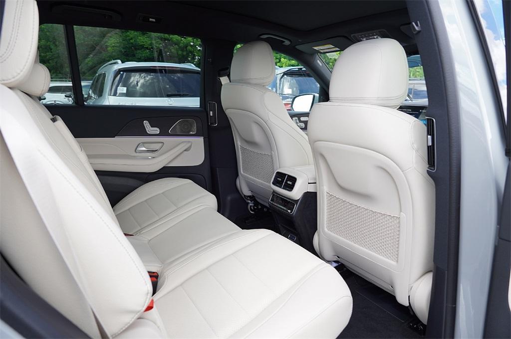 new 2026 Mercedes-Benz GLS 450 car, priced at $96,957