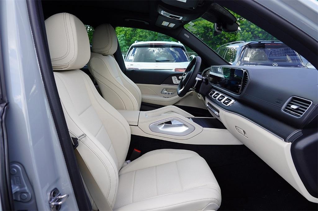 new 2026 Mercedes-Benz GLS 450 car, priced at $96,957