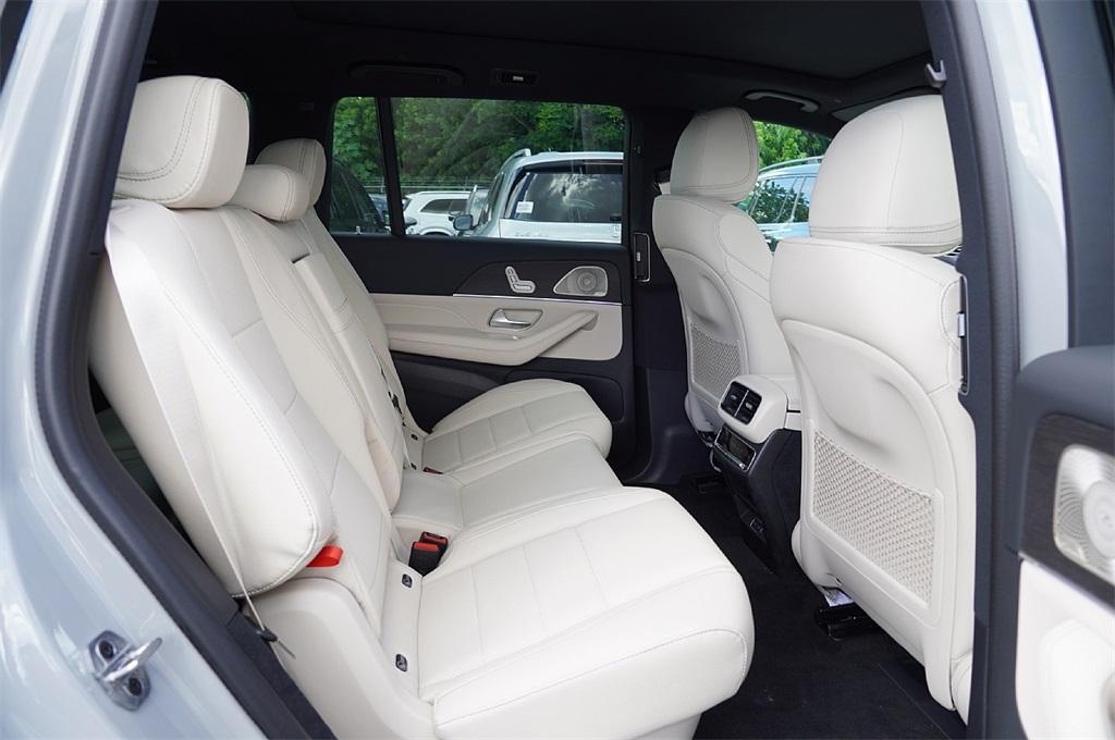 new 2026 Mercedes-Benz GLS 450 car, priced at $96,957