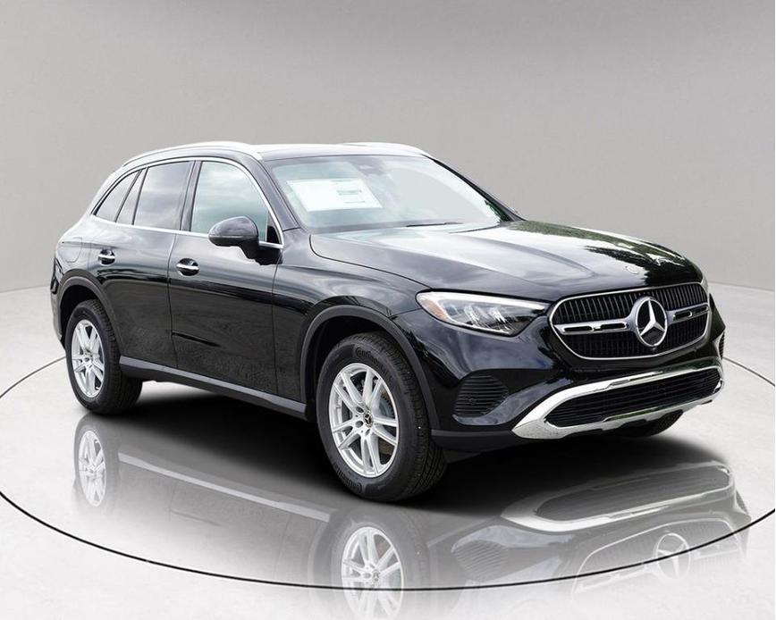 new 2025 Mercedes-Benz GLC 300 car, priced at $48,090