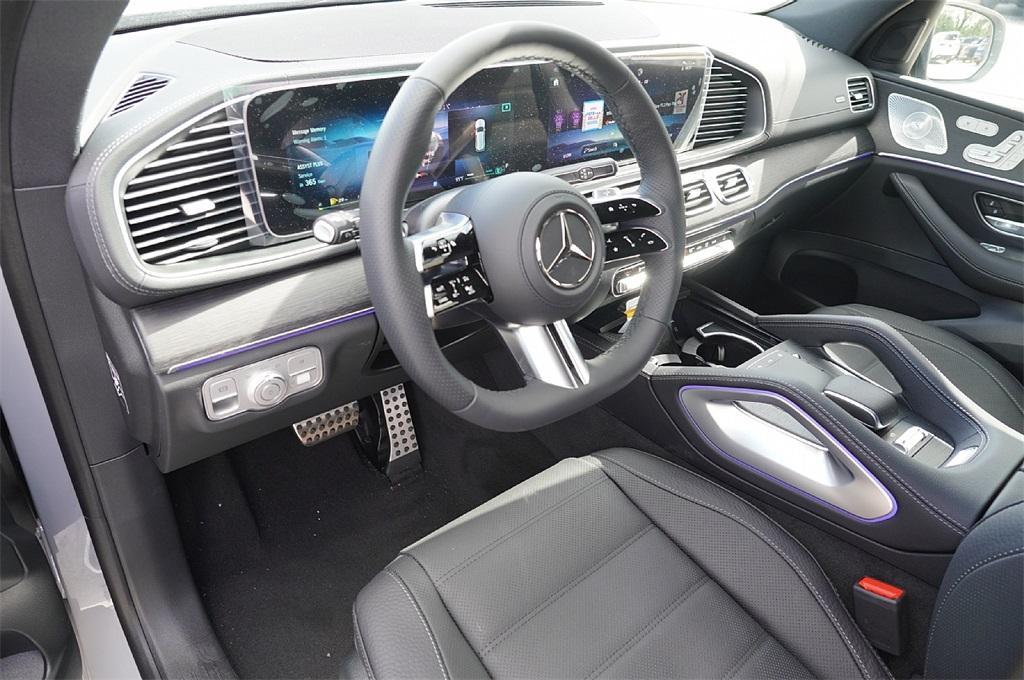 new 2025 Mercedes-Benz GLS 450 car, priced at $93,222