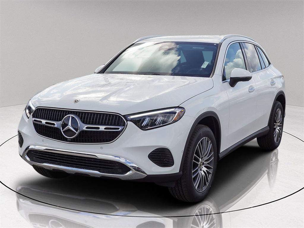 new 2025 Mercedes-Benz GLC 300 car, priced at $46,516