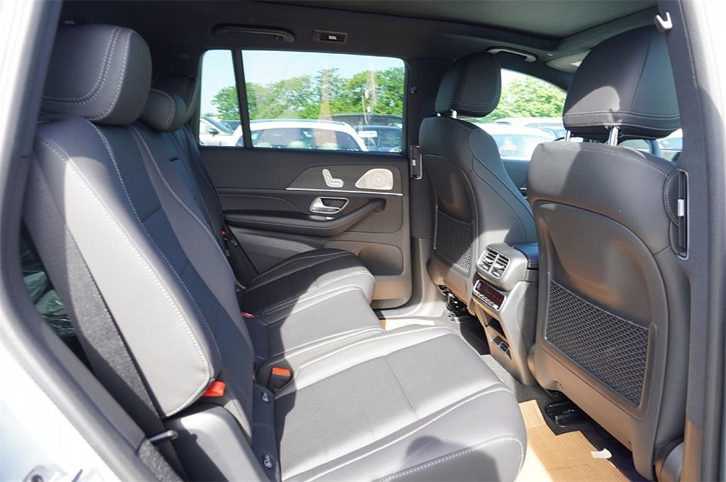 new 2026 Mercedes-Benz GLS 450 car, priced at $98,415