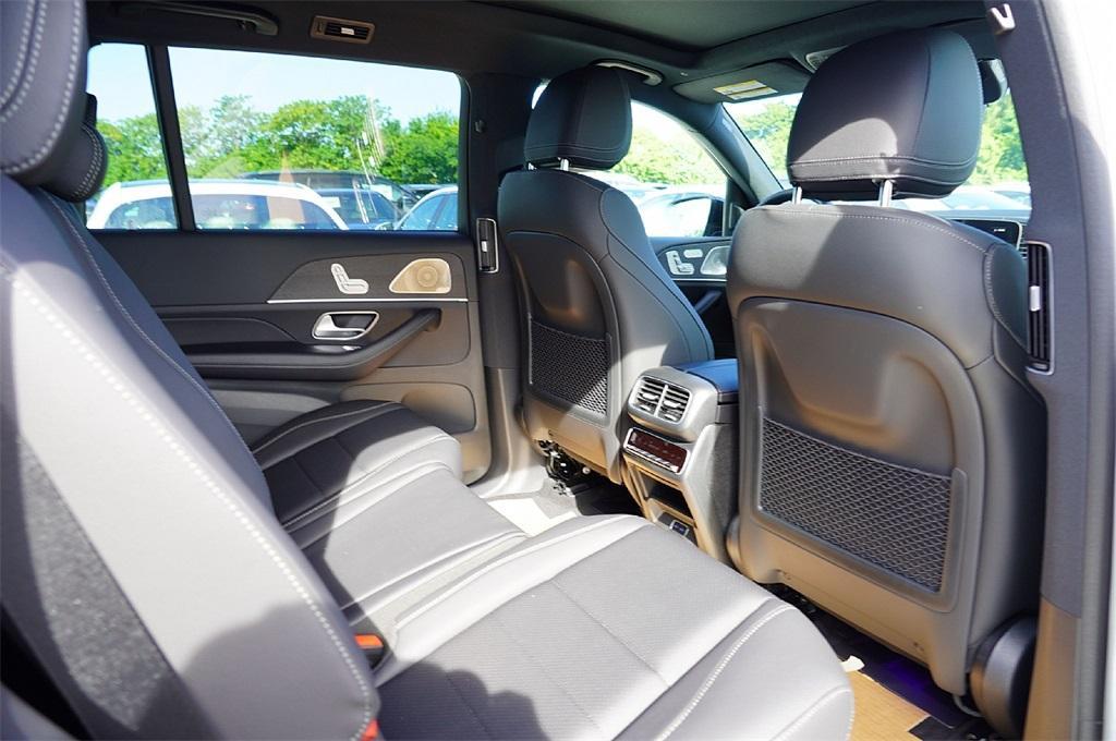 new 2026 Mercedes-Benz GLS 450 car, priced at $98,415