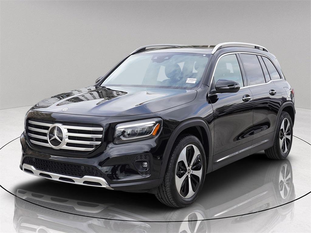 used 2024 Mercedes-Benz GLB 250 car, priced at $52,615