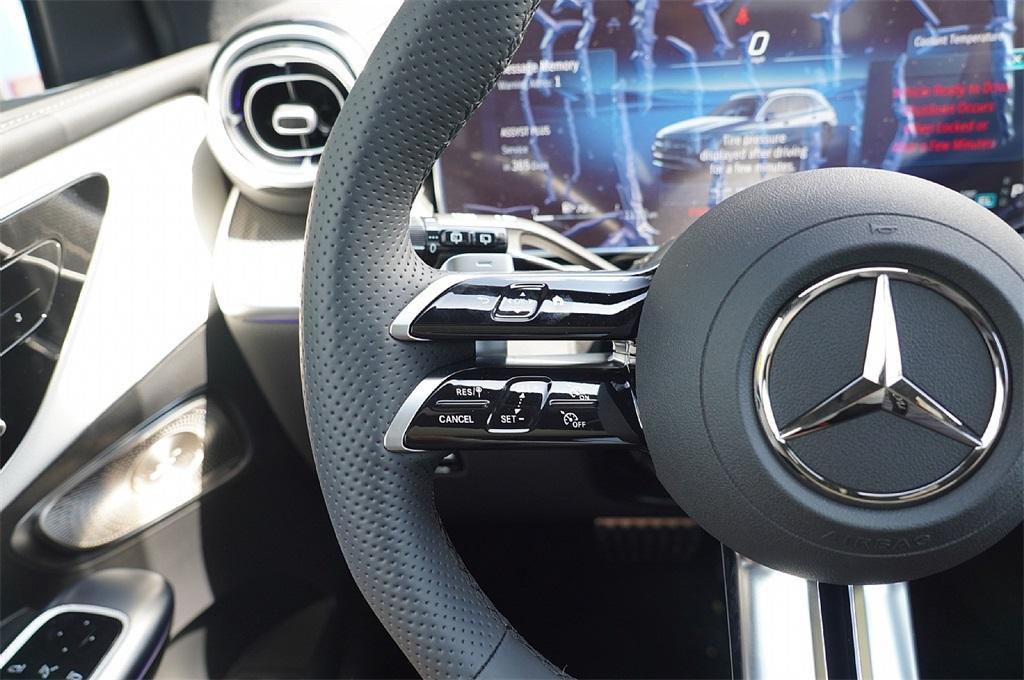 new 2025 Mercedes-Benz GLC 350e car, priced at $64,968