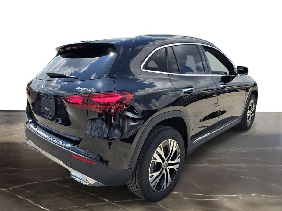 new 2024 Mercedes-Benz GLA 250 car