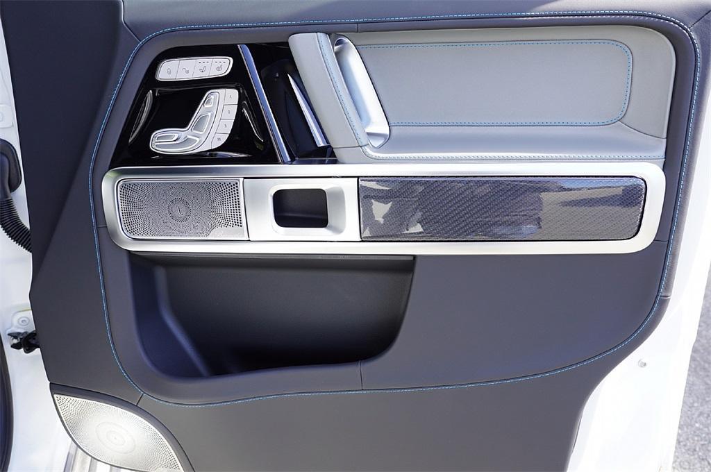 new 2025 Mercedes-Benz G-Class car, priced at $187,400