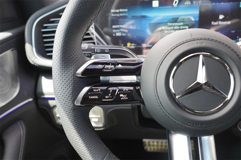new 2025 Mercedes-Benz GLS 450 car, priced at $91,832