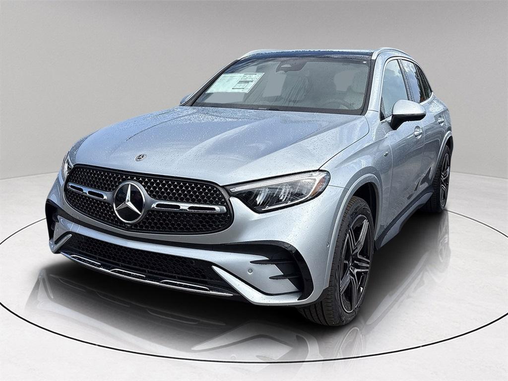 new 2025 Mercedes-Benz GLC 350e car, priced at $64,260