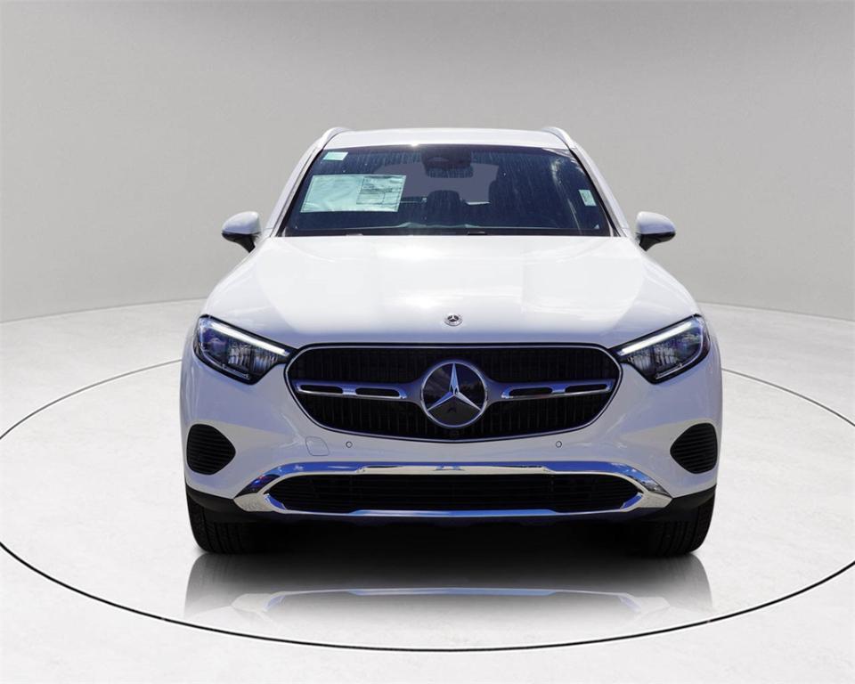 new 2025 Mercedes-Benz GLC 300 car, priced at $46,516