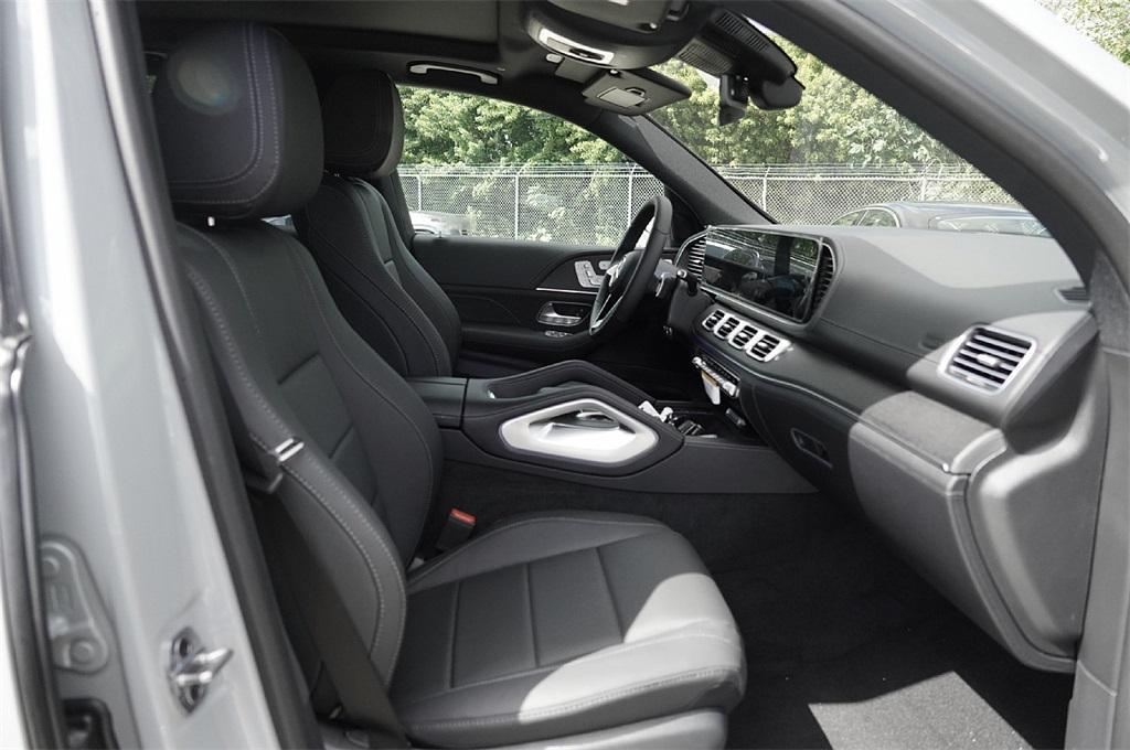 new 2026 Mercedes-Benz GLE 450 car, priced at $78,181
